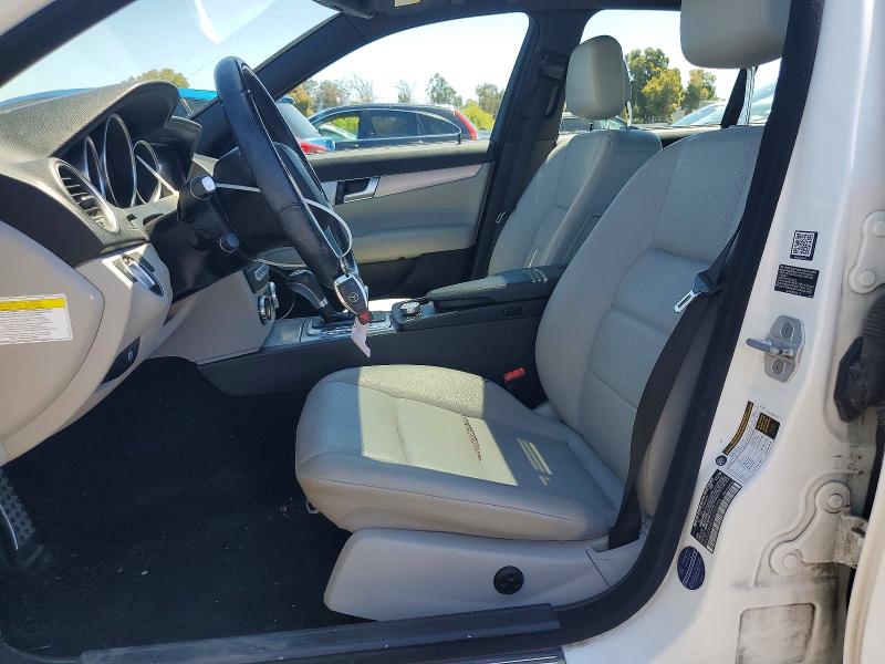 Продаж на аукціоні авто 2014 Mercedes-benz C, vin: WDDGF4HBXEG245306, номер лоту: 55633796