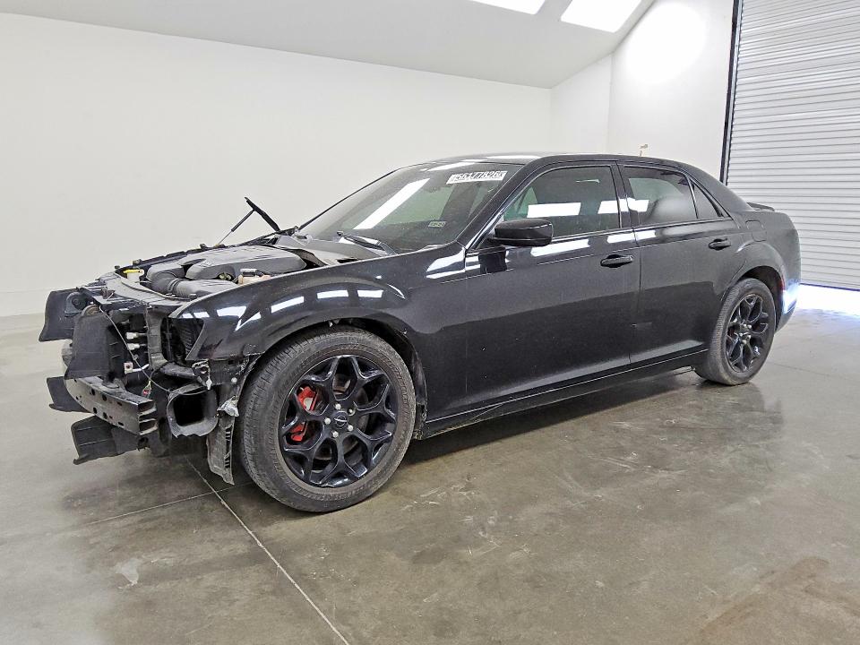 Auction sale of the 2018 Chrysler 300, vin: 2C3CCAGG8JH226558, lot number: 56177826