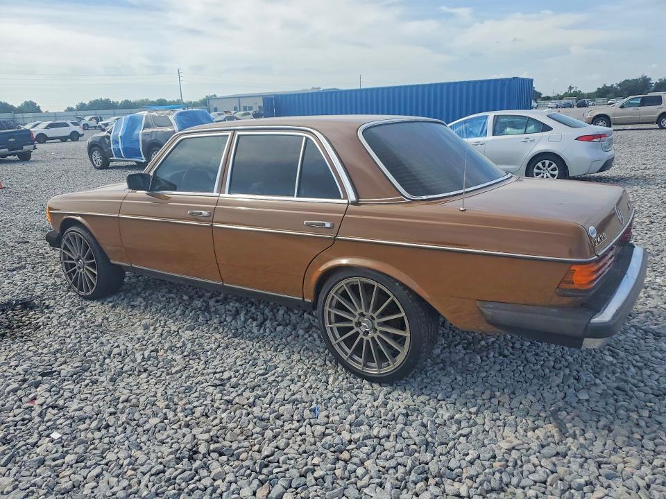 57125806 :رقم المزاد ، 12312312161460 vin ، 1980 Mercedes-benz 240 مزاد بيع