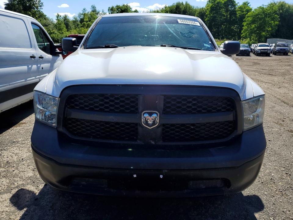 58053356 :رقم المزاد ، 1C6RR7FT5JS291762 vin ، 2018 Ram 1500 مزاد بيع