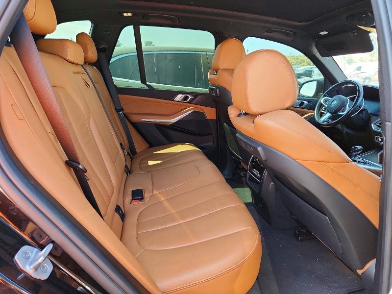 58151726 :رقم المزاد ، 5UXCR4C03M9G06563 vin ، 2021 Bmw X5 مزاد بيع