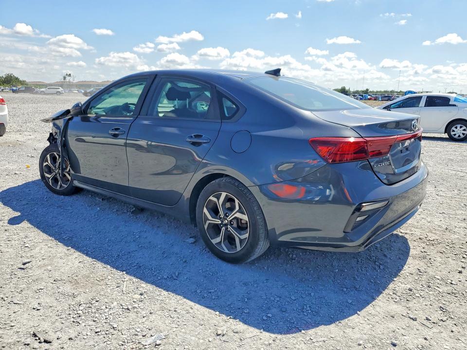 2020 Kia Forte მანქანა იყიდება აუქციონზე, vin: 3KPF24AD9LE167904, აუქციონის ნომერი: 58401256