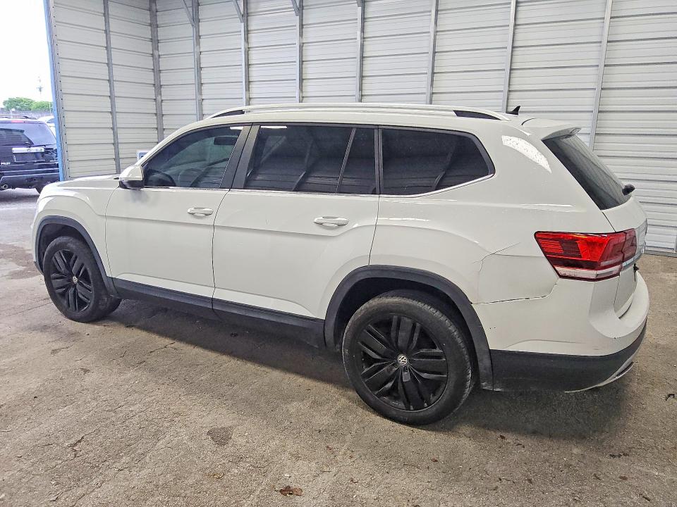 2018 Volkswagen Atlas მანქანა იყიდება აუქციონზე, vin: 1V2AP2CA1JC547227, აუქციონის ნომერი: 53713706
