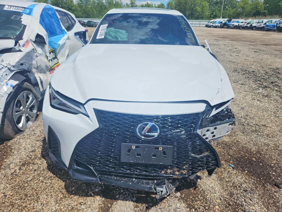 57081296 :رقم المزاد ، JTHBZ1E26R5036899 vin ، 2024 Lexus Is 350 مزاد بيع