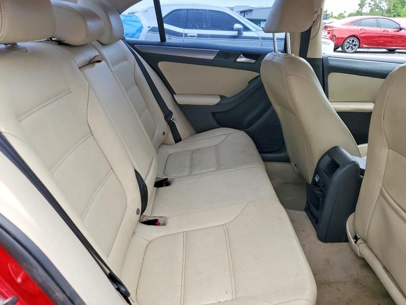 2013 Volkswagen Jetta მანქანა იყიდება აუქციონზე, vin: 3VW3L7AJ1DM373911, აუქციონის ნომერი: 56738916