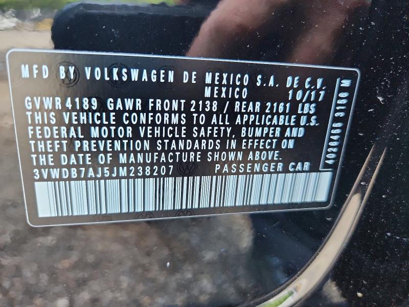 59248736 :رقم المزاد ، 3VWDB7AJ5JM238207 vin ، 2018 Volkswagen Jetta مزاد بيع