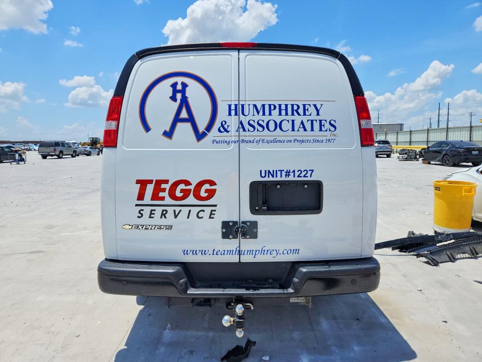 Продажа на аукционе авто 2024 Chevrolet Express G2500, vin: 1GCWGAFP8R1290060, номер лота: 52678516