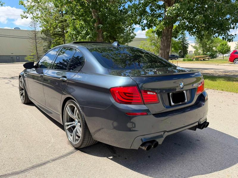 2012 Bmw M5 მანქანა იყიდება აუქციონზე, vin: WBSFV9C57CC772384, აუქციონის ნომერი: 56181486