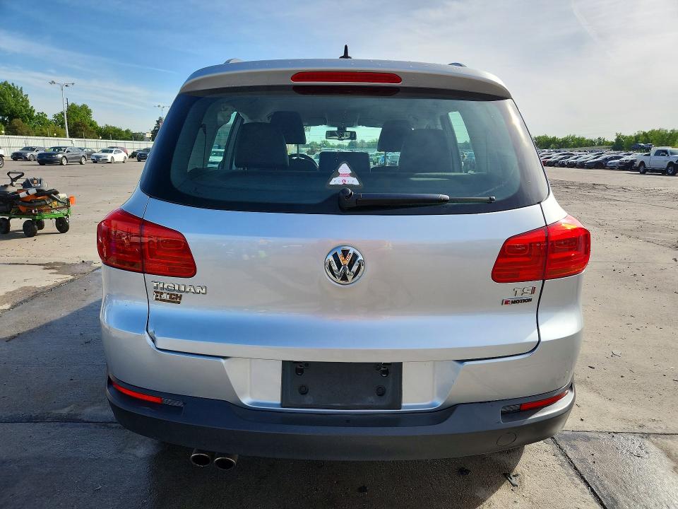 2017 Volkswagen Tiguan მანქანა იყიდება აუქციონზე, vin: WVGBV7AX7HW512325, აუქციონის ნომერი: 55804406
