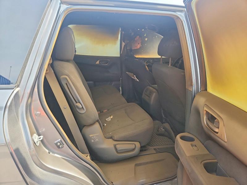 2015 Nissan Pathfinder მანქანა იყიდება აუქციონზე, vin: 5N1AR2MN1FC646890, აუქციონის ნომერი: 56533566
