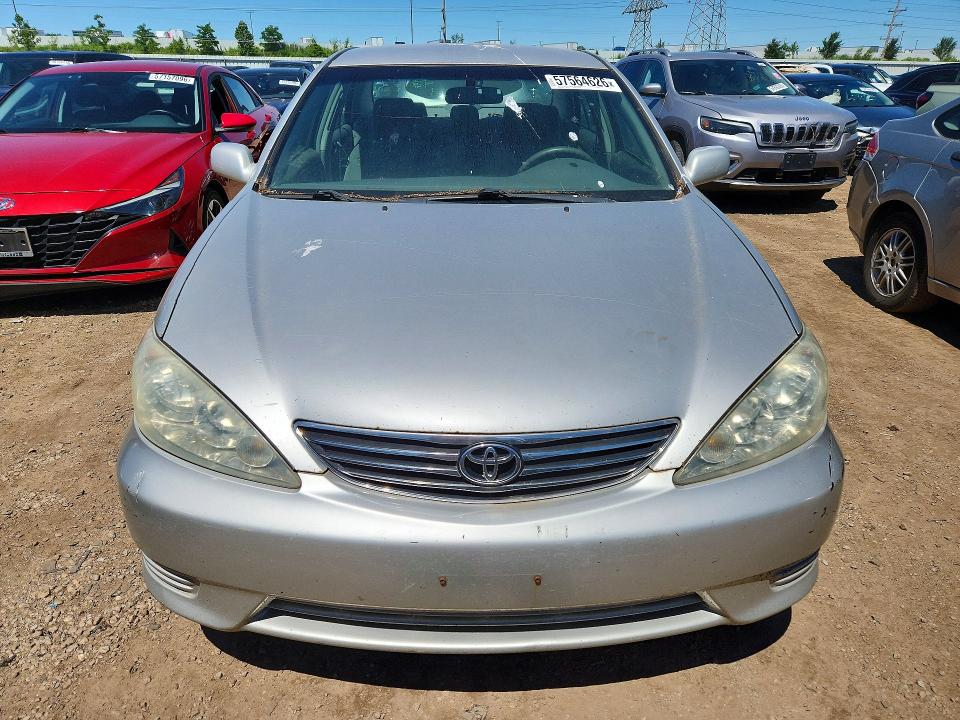 57564626 :رقم المزاد ، 4T1BE30K06U107043 vin ، 2006 Toyota Camry مزاد بيع