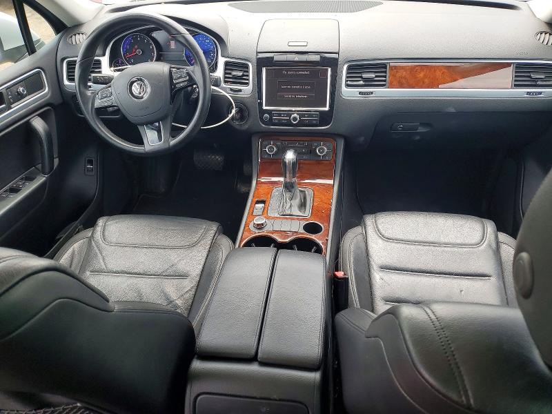 57540396 :رقم المزاد ، WVGEF9BP0DD013795 vin ، 2013 Volkswagen Touareg مزاد بيع