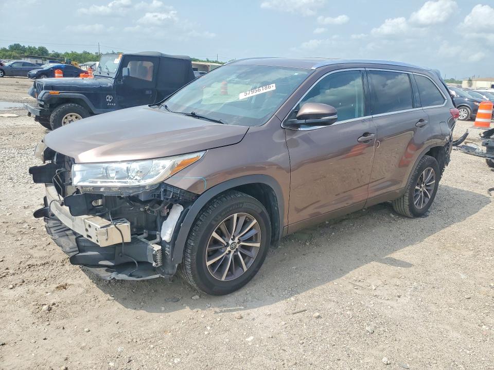 Aukcja sprzedaży 2018 Toyota Highlander, vin: 5TDJZRFH2JS882556, numer aukcji: 57956186
