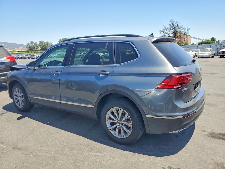 57746126 :رقم المزاد ، 3VV2B7AX8JM131331 vin ، 2018 Volkswagen Tiguan مزاد بيع