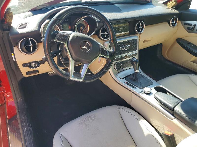 55531576 :رقم المزاد ، WDDPK5HA9CF006339 vin ، 2012 Mercedes-benz Slk مزاد بيع