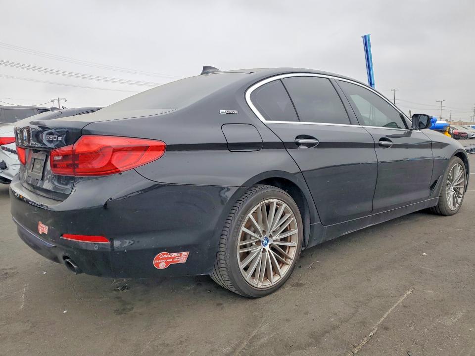 58135966 :رقم المزاد ، WBAJA9C50JB250998 vin ، 2018 Bmw 530e مزاد بيع