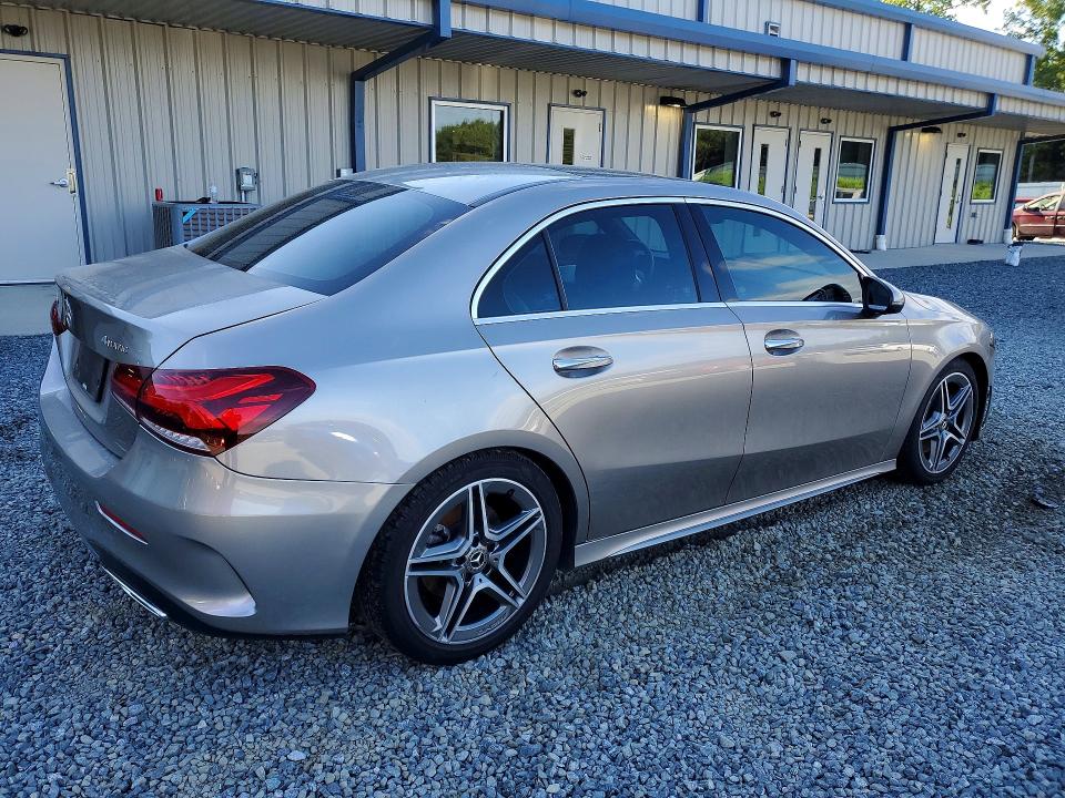 54943186 :رقم المزاد ، WDD3G4FB6KW005198 vin ، 2019 Mercedes-benz A مزاد بيع