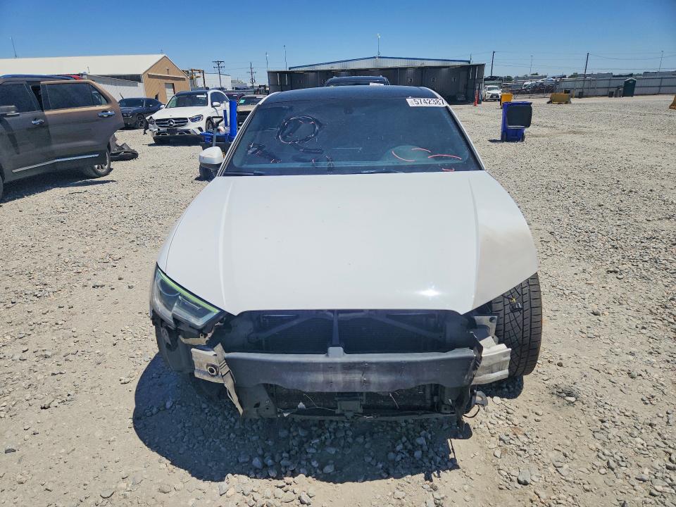 57423876 :رقم المزاد ، WAUB8GFFXH1023018 vin ، 2017 Audi A3 مزاد بيع