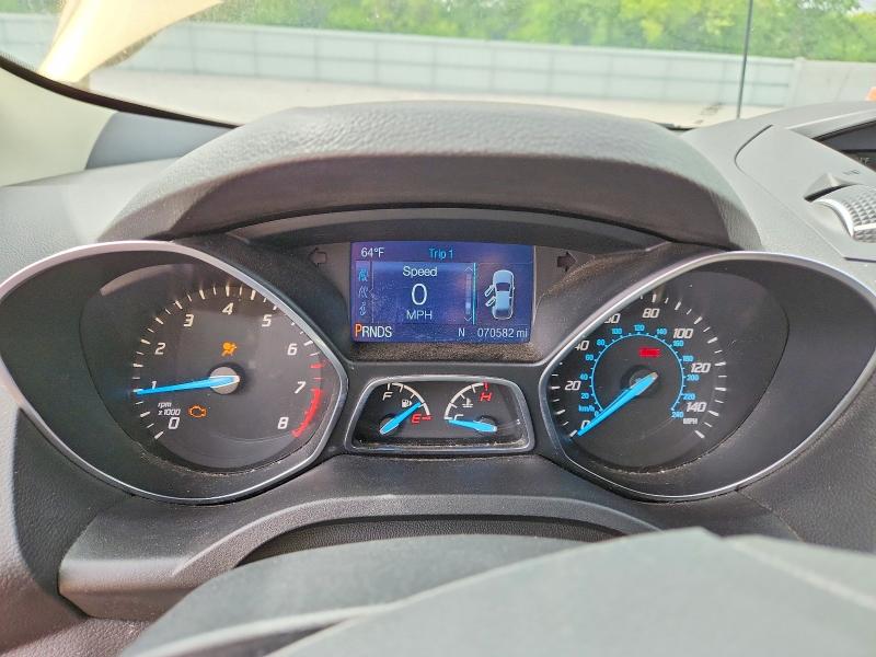 55503546 :رقم المزاد ، 1FMCU9GX2FUC63175 vin ، 2015 Ford Escape مزاد بيع