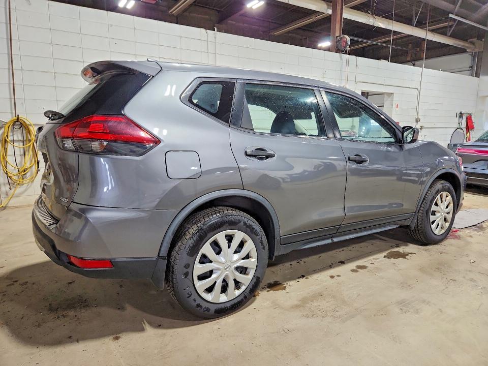 57077036 :رقم المزاد ، JN8AT2MV1JW315521 vin ، 2018 Nissan Rogue S Aw مزاد بيع