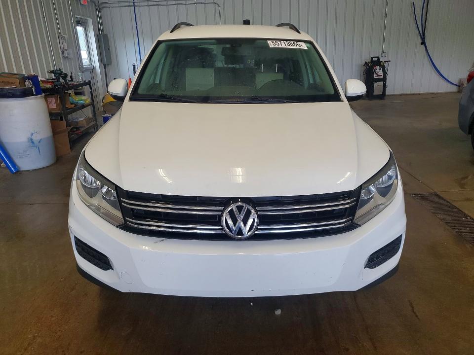 2017 Volkswagen Tiguan მანქანა იყიდება აუქციონზე, vin: WVGAV7AX2HK030803, აუქციონის ნომერი: 55713666