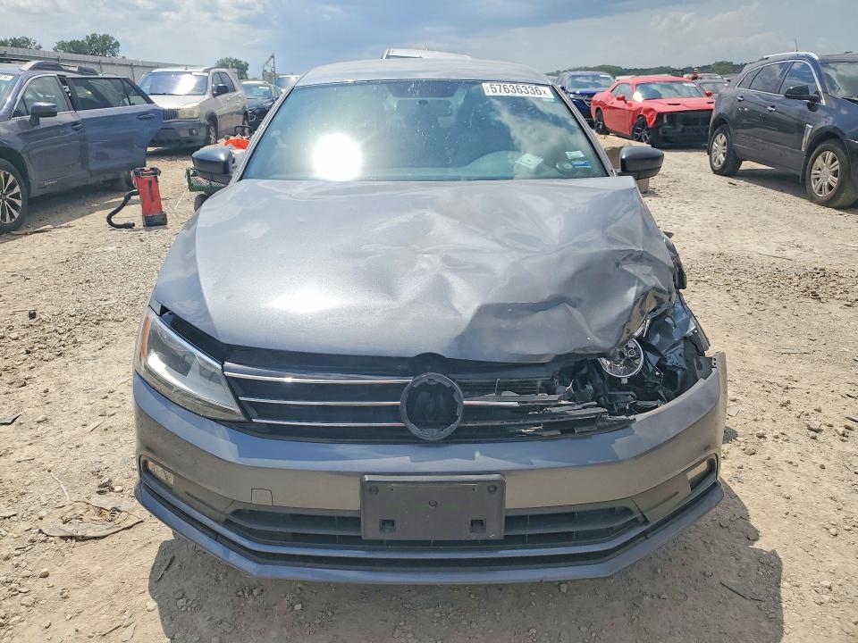 Продажа на аукционе авто 2016 Volkswagen Jetta, vin: 3VWD17AJ5GM226330, номер лота: 57636336