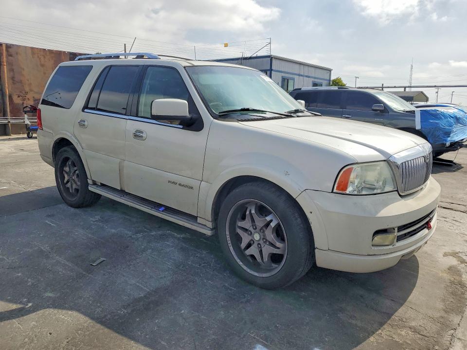 55433366 :رقم المزاد ، 5LMFU27506LJ15693 vin ، 2006 Linc Navigator Ultimate مزاد بيع