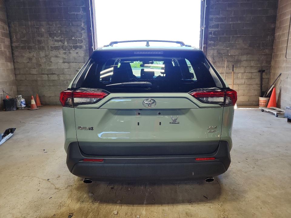 2021 Toyota Rav4 მანქანა იყიდება აუქციონზე, vin: 2T3P1RFV6MW226905, აუქციონის ნომერი: 57430836