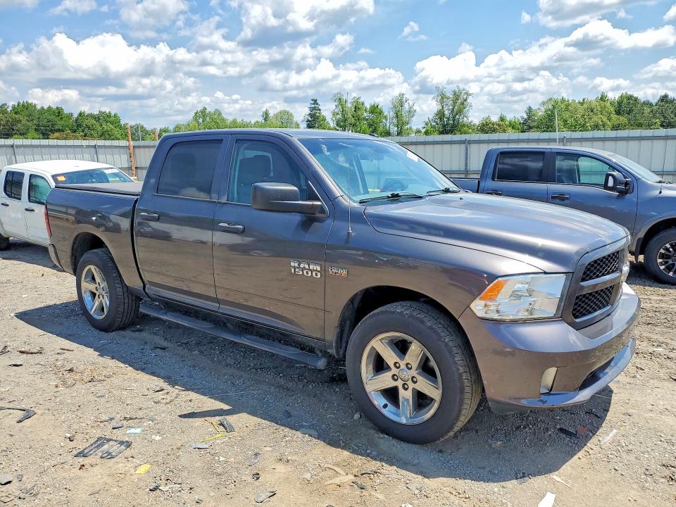 57668896 :رقم المزاد ، 3C6RR7KTXHG608085 vin ، 2017 Ram 1500 مزاد بيع