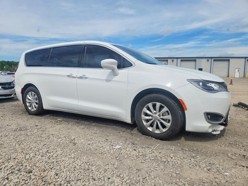 Продажа на аукционе авто 2018 Chrysler Pacifica, vin: 2C4RC1FGXJR113180, номер лота: 57571226