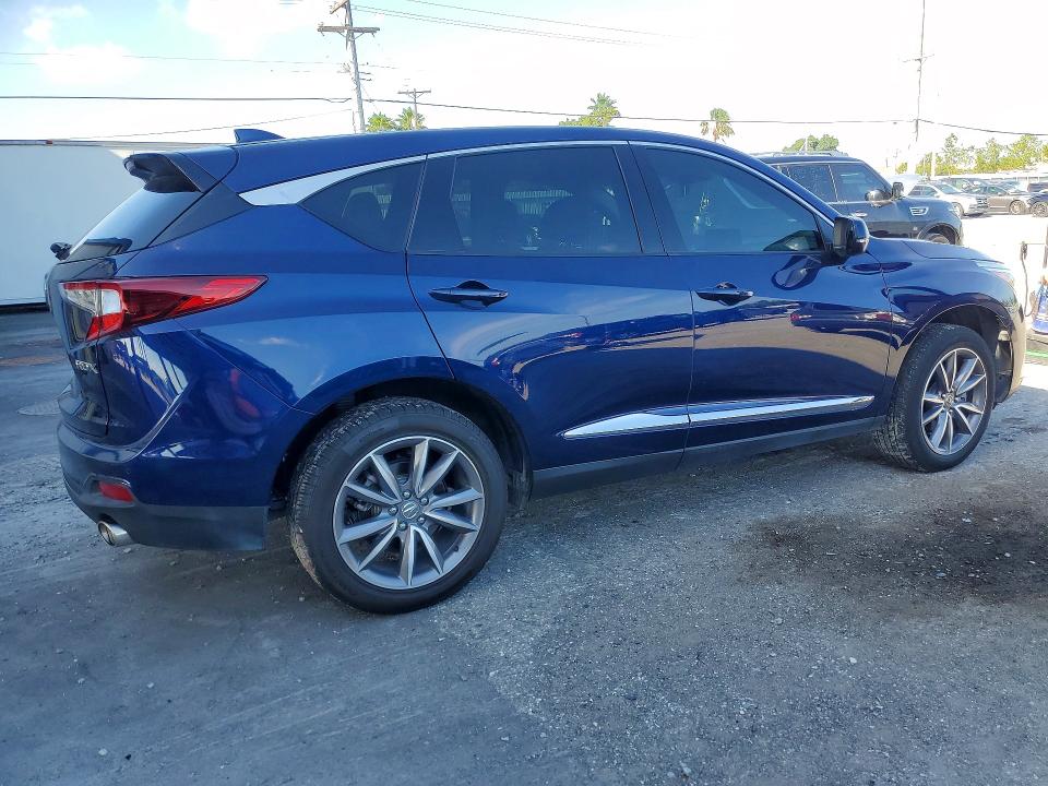57120616 :رقم المزاد ، 5J8TC1H54ML021515 vin ، 2021 Acura Rdx مزاد بيع