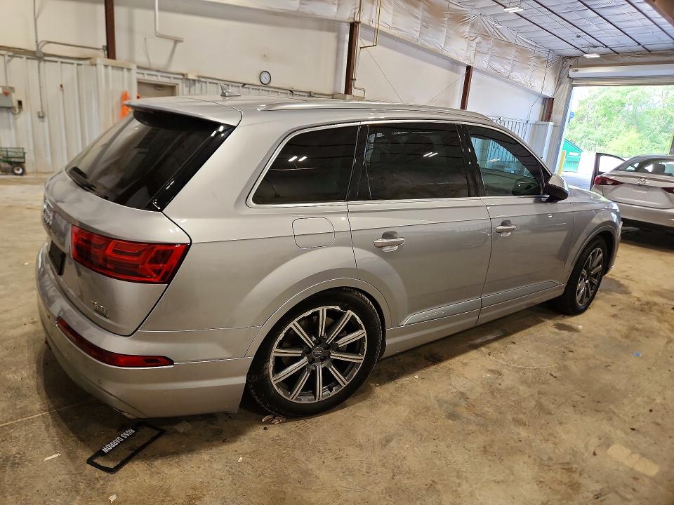 Продажа на аукционе авто 2018 Audi Q7, vin: WA1VAAF75JD018074, номер лота: 56624226