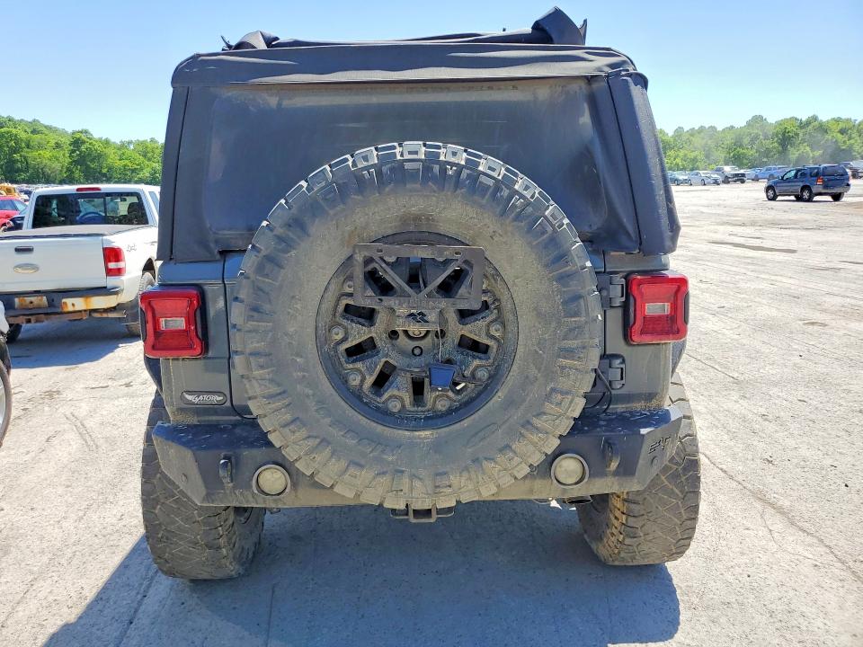 Продажа на аукционе авто 2018 Jeep Wrangler Unlimited, vin: 1C4HJXDNXJW325610, номер лота: 55915086