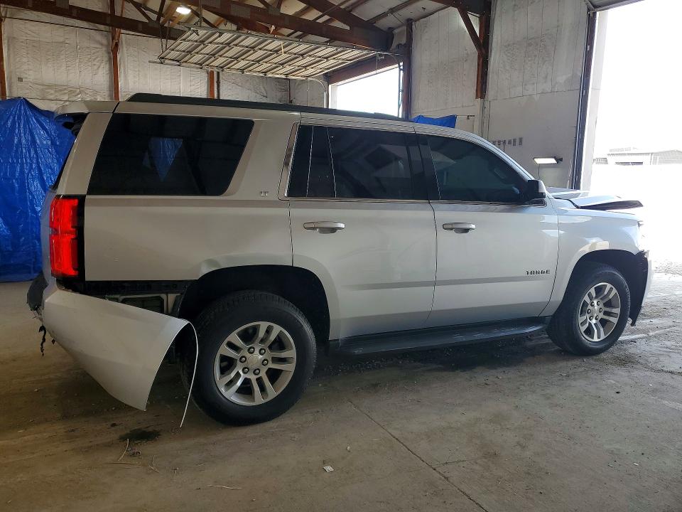 Продаж на аукціоні авто 2018 Chevrolet Tahoe, vin: 1GNSKBKC9JR326261, номер лоту: 58558846