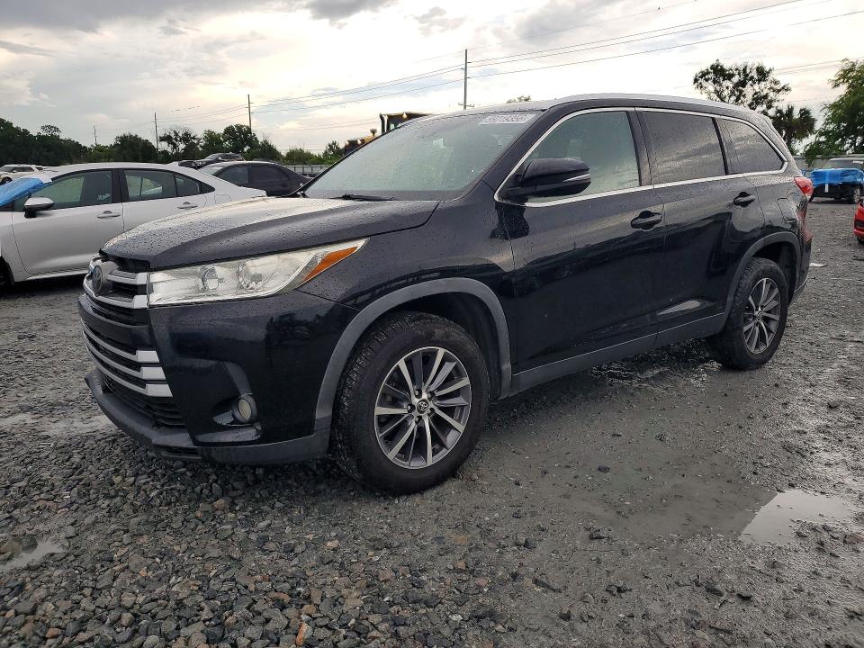 2019 Toyota Highlander მანქანა იყიდება აუქციონზე, vin: 5TDKZRFH8KS573194, აუქციონის ნომერი: 59219356