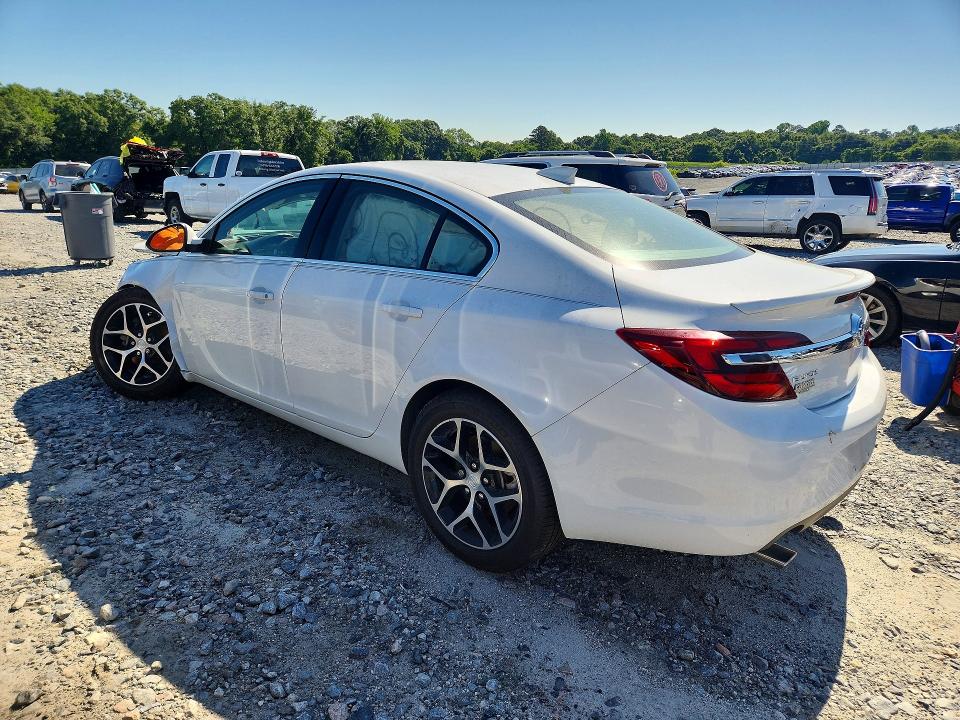 Auction sale of the 2017 Buick Regal, vin: 2G4GL5EX6H9181739, lot number: 55496746