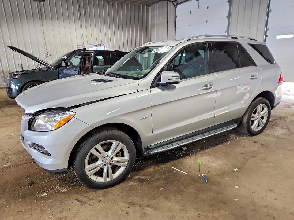 2012 Mercedes-benz Ml მანქანა იყიდება აუქციონზე, vin: 4JGDA5HBXCA077194, აუქციონის ნომერი: 58760236