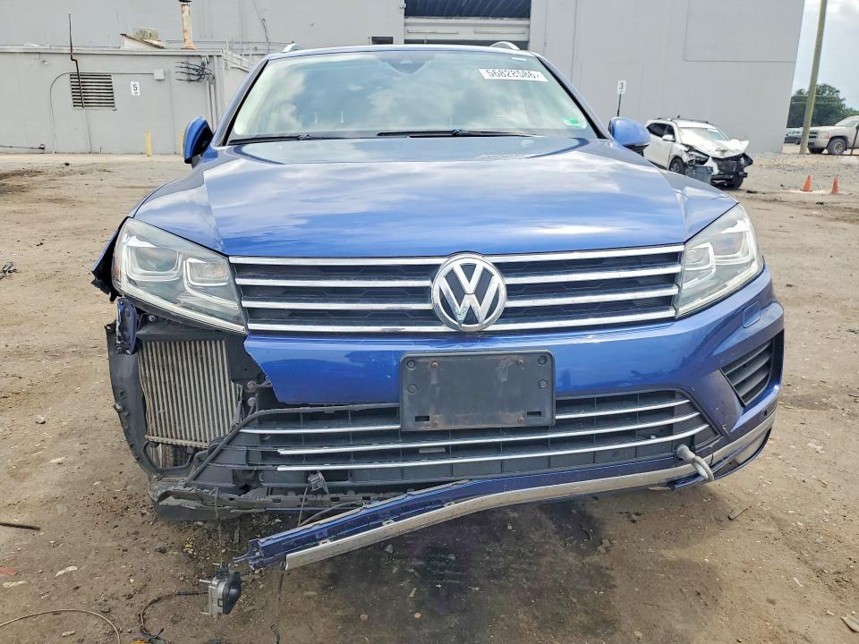 Продажа на аукционе авто 2016 Volkswagen Touareg, vin: WVGEP9BP0GD003737, номер лота: 56828586