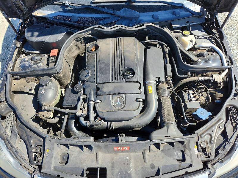 Продажа на аукционе авто 2012 Mercedes-benz C, vin: WDDGF4HB4CR221603, номер лота: 57273016
