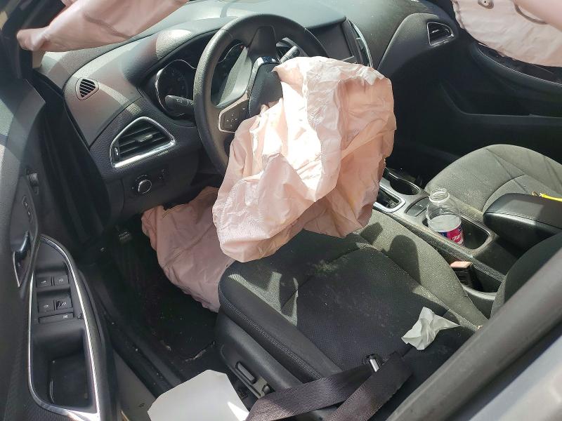 55878626 :رقم المزاد ، 3G1BE6SM5HS566004 vin ، 2017 Chevrolet Cruze مزاد بيع