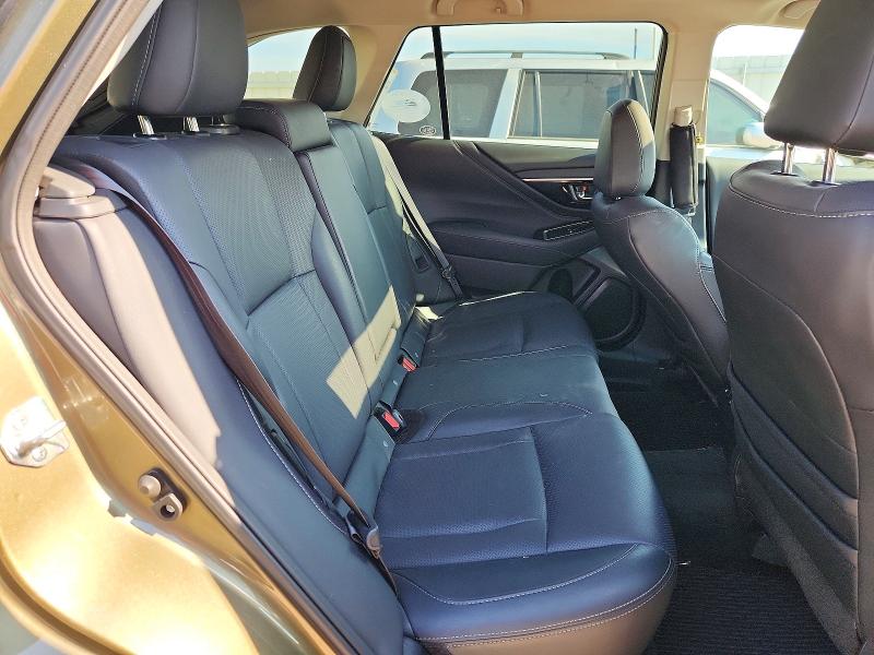 57528186 :رقم المزاد ، 4S4BTGND1P3105400 vin ، 2023 Subaru Outback مزاد بيع