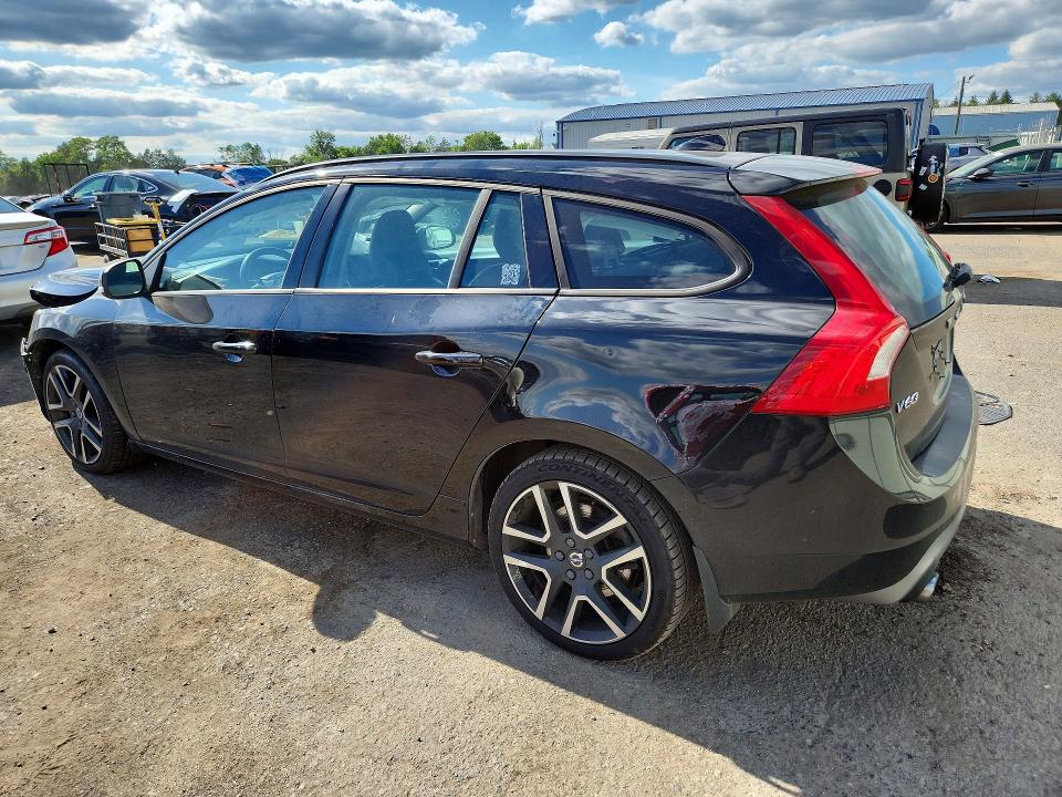 Продаж на аукціоні авто 2018 Volvo V60, vin: YV140MSLXJ2383610, номер лоту: 55894026
