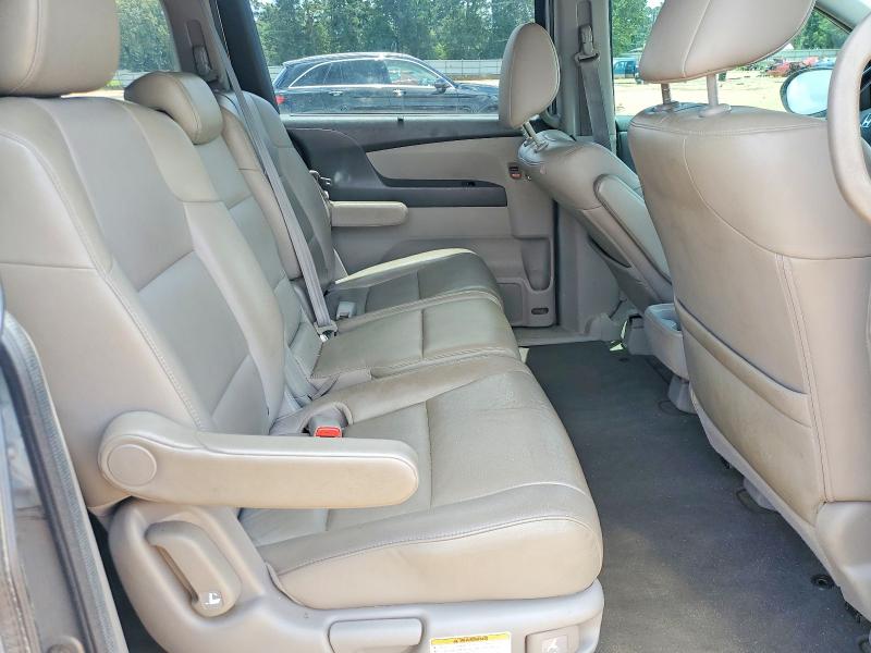 57701356 :رقم المزاد ، 5FNRL5H63EB027500 vin ، 2014 Honda Odyssey مزاد بيع