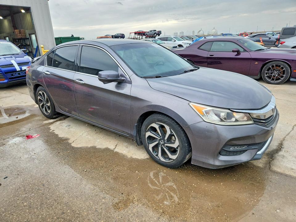 Продаж на аукціоні авто 2016 Honda Accord, vin: 1HGCR3F81GA009698, номер лоту: 57198976