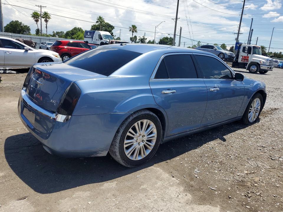 56607936 :رقم المزاد ، 2C3CK6CT6BH557790 vin ، 2011 Chrysler 300c مزاد بيع