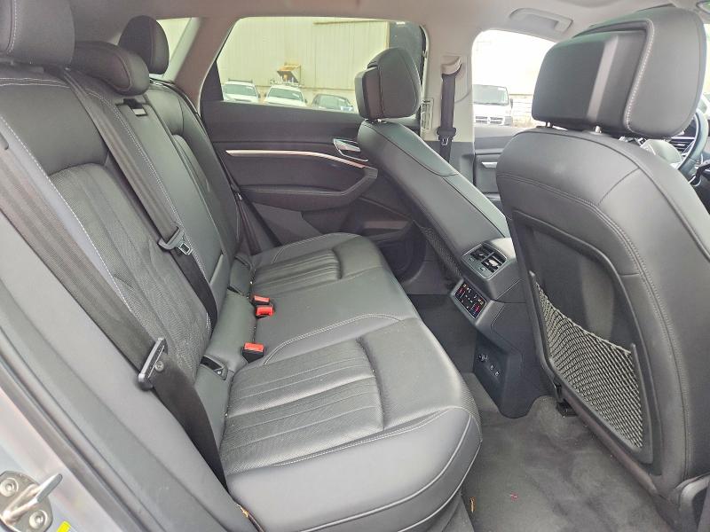 Aukcja sprzedaży 2021 Audi E-tron, vin: WA1LAAGE6MB038404, numer aukcji: 58786906