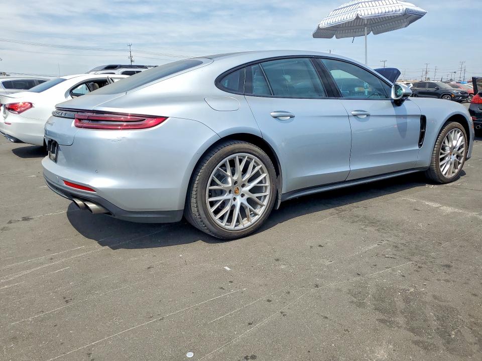 Продажа на аукционе авто 2017 Porsche Panamera, vin: WP0AB2A71HL121703, номер лота: 55924016