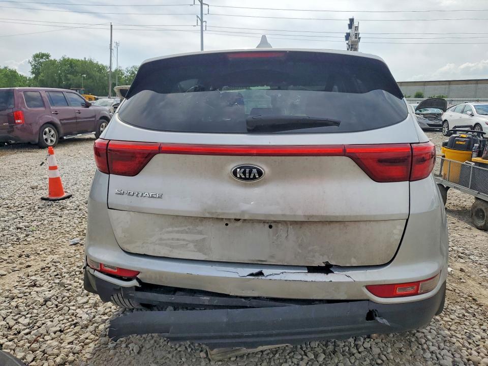 56765556 :رقم المزاد ، KNDPMCAC4H7202999 vin ، 2017 Kia Sportage مزاد بيع