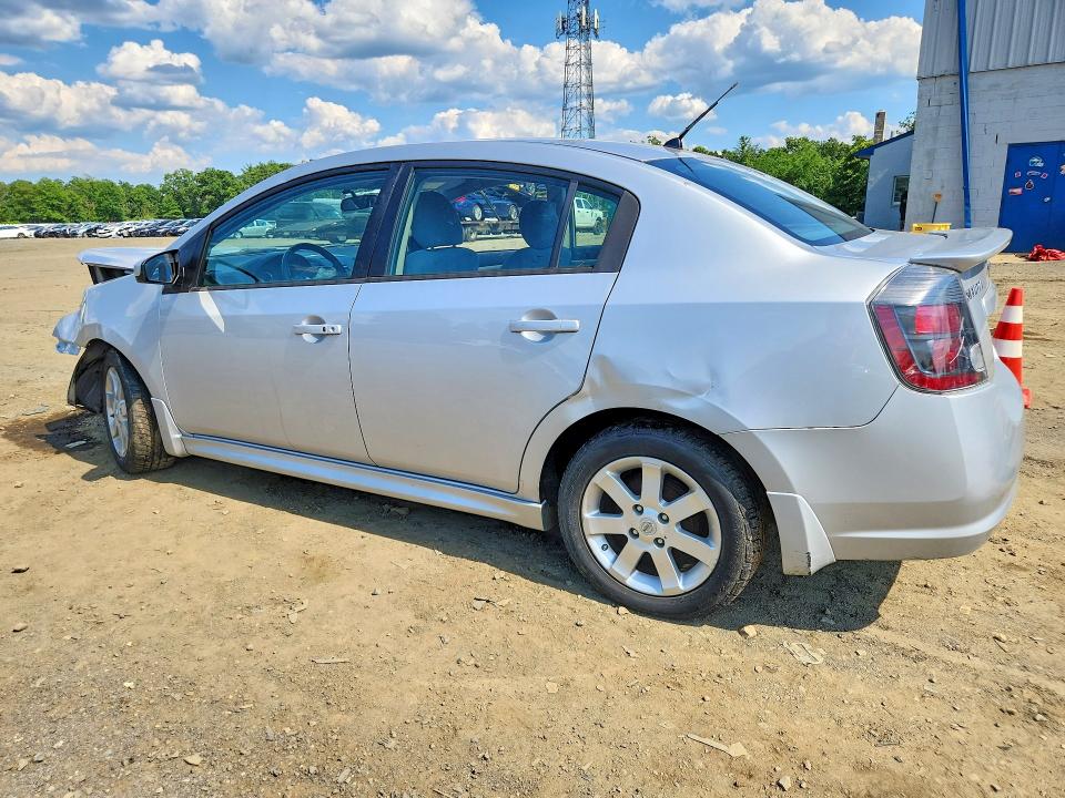 58129156 :رقم المزاد ، 3N1AB6AP2AL711977 vin ، 2010 Nissan Sentra مزاد بيع
