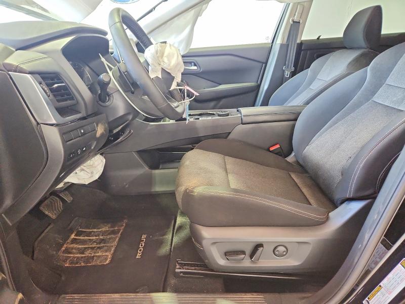56698646 :رقم المزاد ، 5N1BT3BB9TC708486 vin ، 2026 Nissan Rogue مزاد بيع